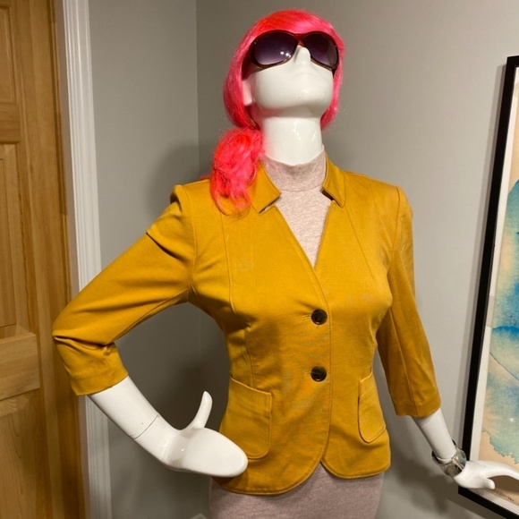 LeChateau mustard blazer/blouse, size S - Picture 3 of 7